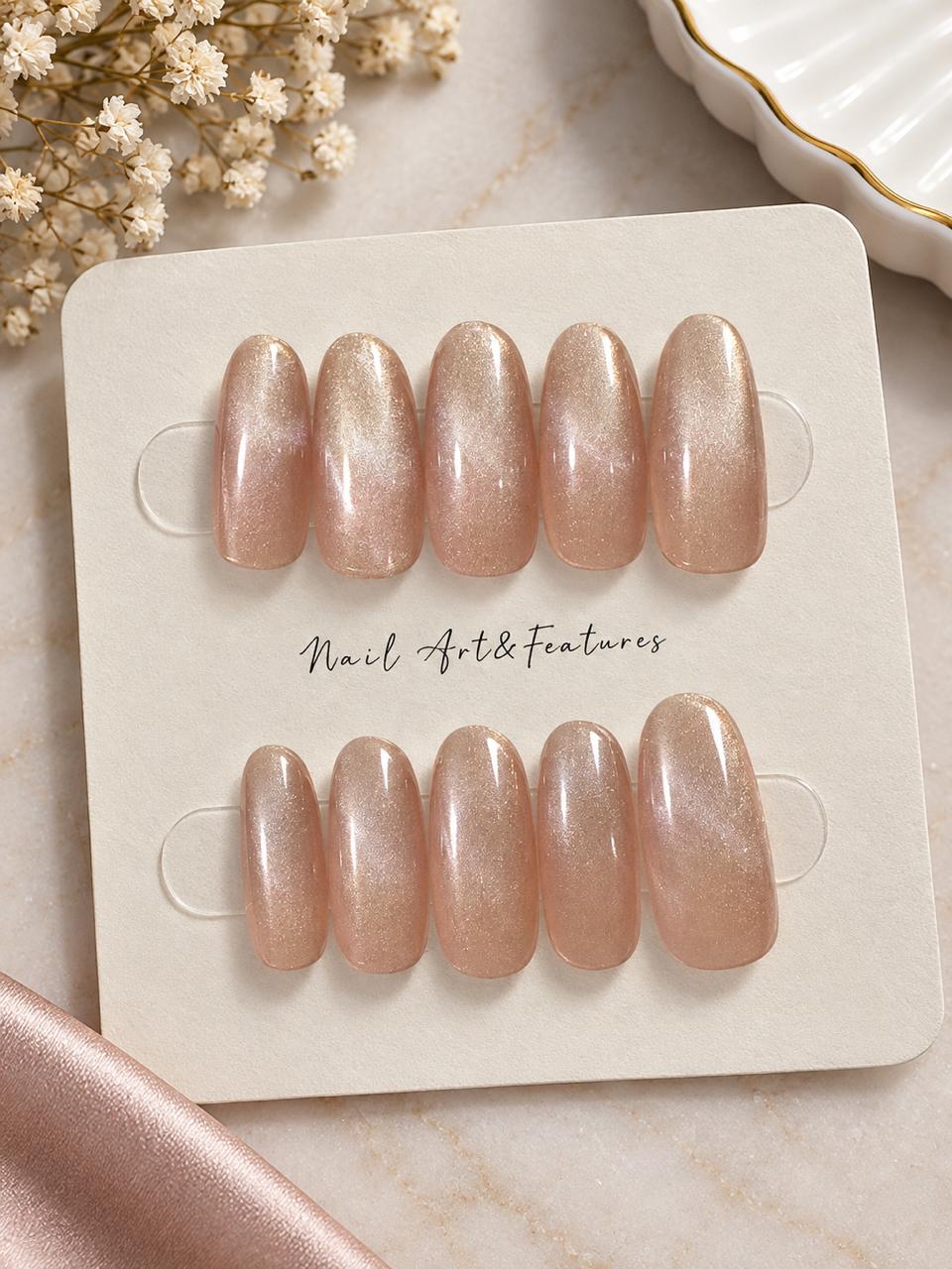 Luxuriously Fancy Cat Eye Nails collection 1