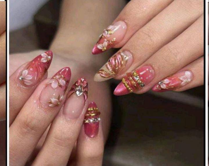 30-Piece Semi-Handmade Full 3D Luxury Press-On Nails